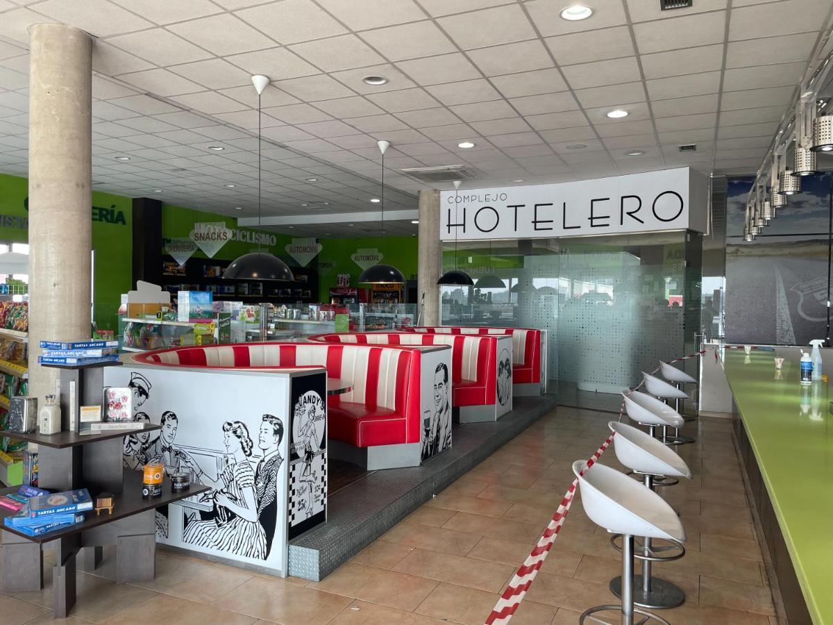 Area 507 Hotel Outeiro de Rei ภายนอก รูปภาพ