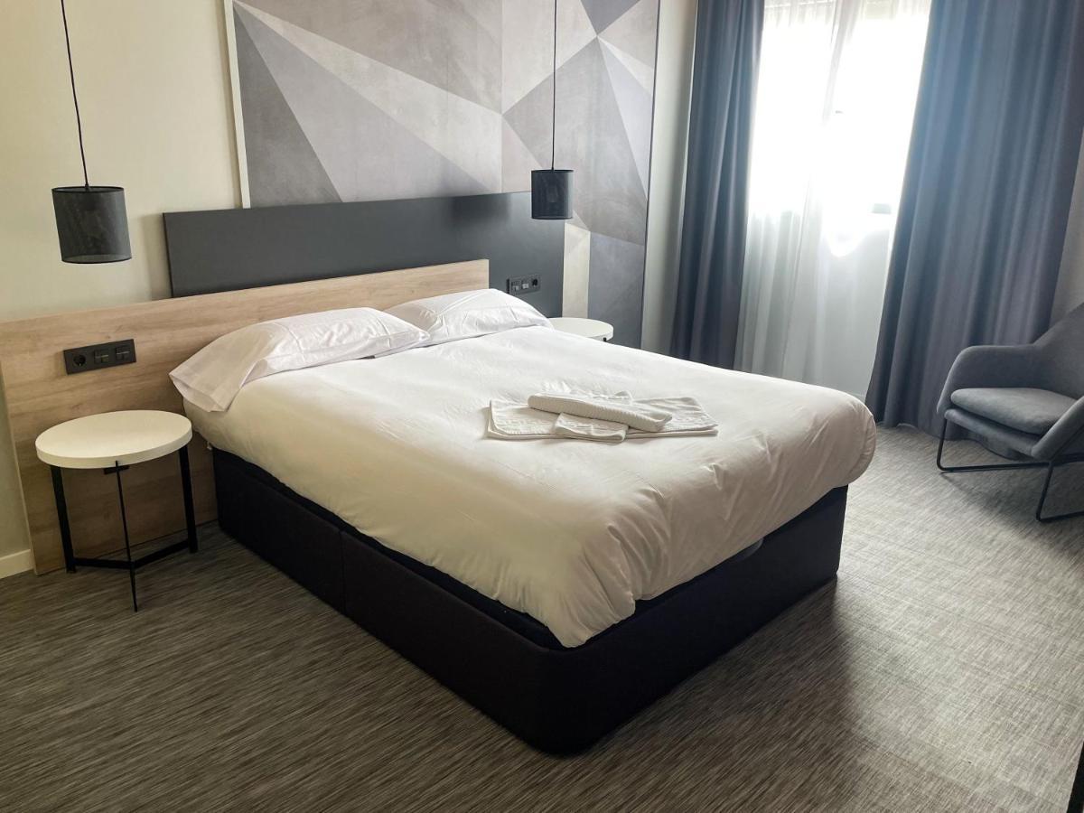 Area 507 Hotel Outeiro de Rei ภายนอก รูปภาพ